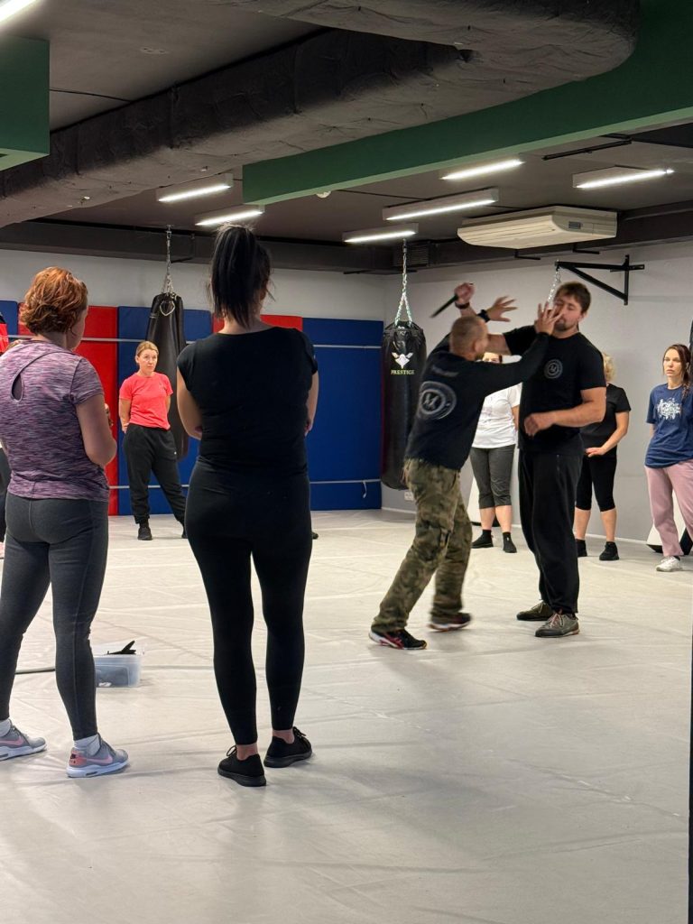 samoobrona dla kobiet swiniujscie